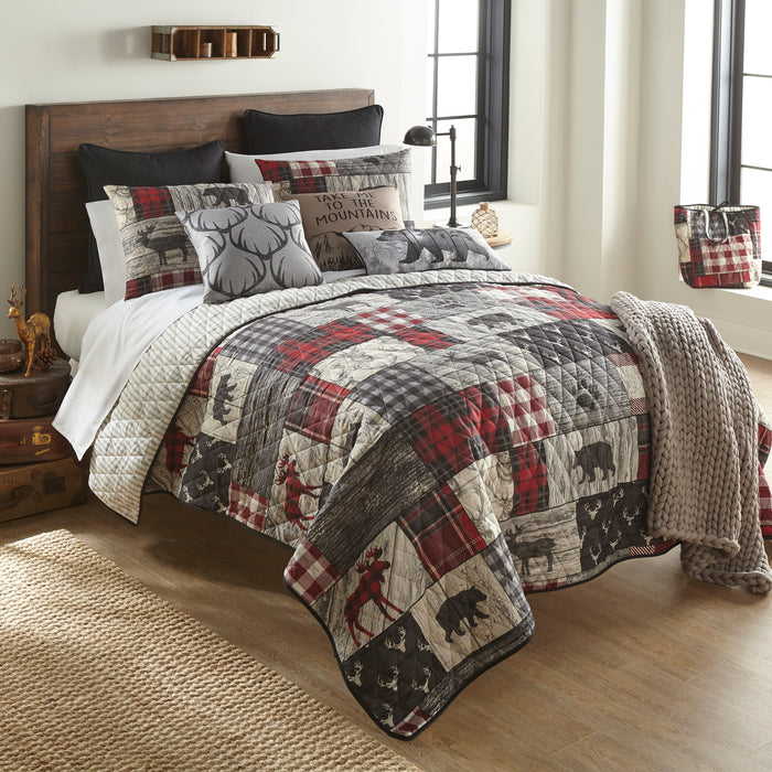 Bear-Creek-Deer-Elk-Moose-Trail-Quilt-Set-The-Cabin-Shack
