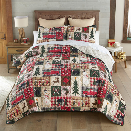 Christmas-Wonderland-Winter-Park-Holiday-Quilt-Set-The-Cabin-Shack