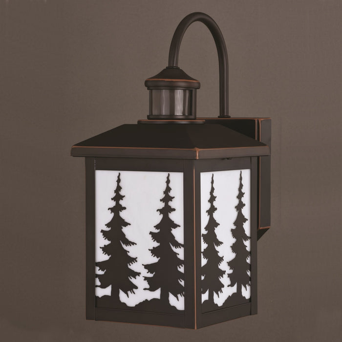 Evergreen-Silver-Dollar-Trail-Outdoor-Light-The-Cabin-Shack-3