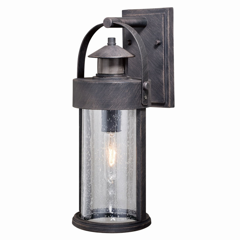 Farmhouse-Edgewater-Outdoor-Motion-Light-The-Cabin-Shack-2
