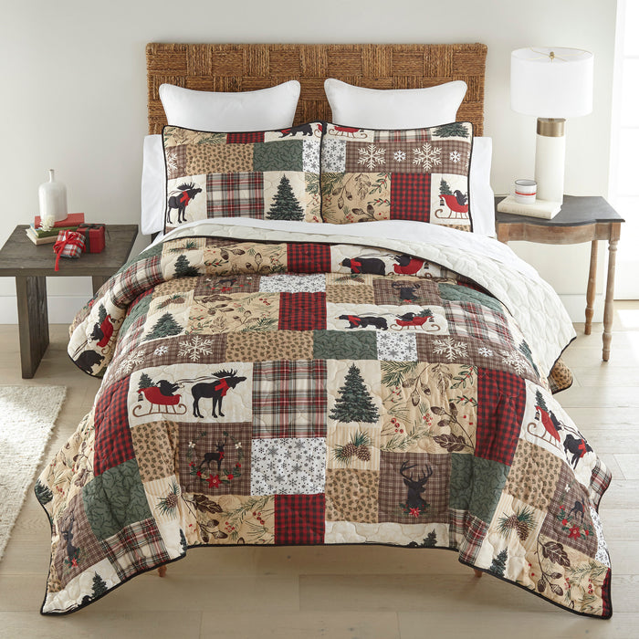 Holiday-Cheer-Wildlife-Quilt-Set-The-Cabin-Shack-3