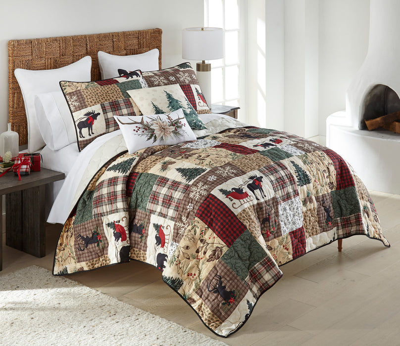 Holiday-Cheer-Wildlife-Quilt-Set-The-Cabin-Shack-4