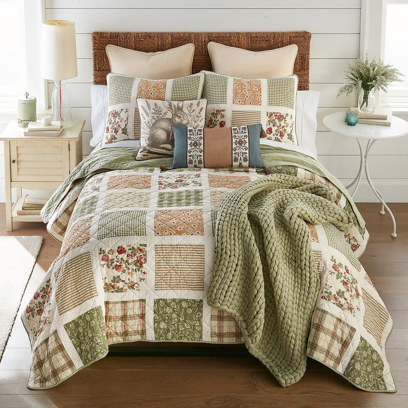 Lily-Floral-Mountain-Trail-Quilt-Set-Quilt-Set-The-Cabin-Shack-1