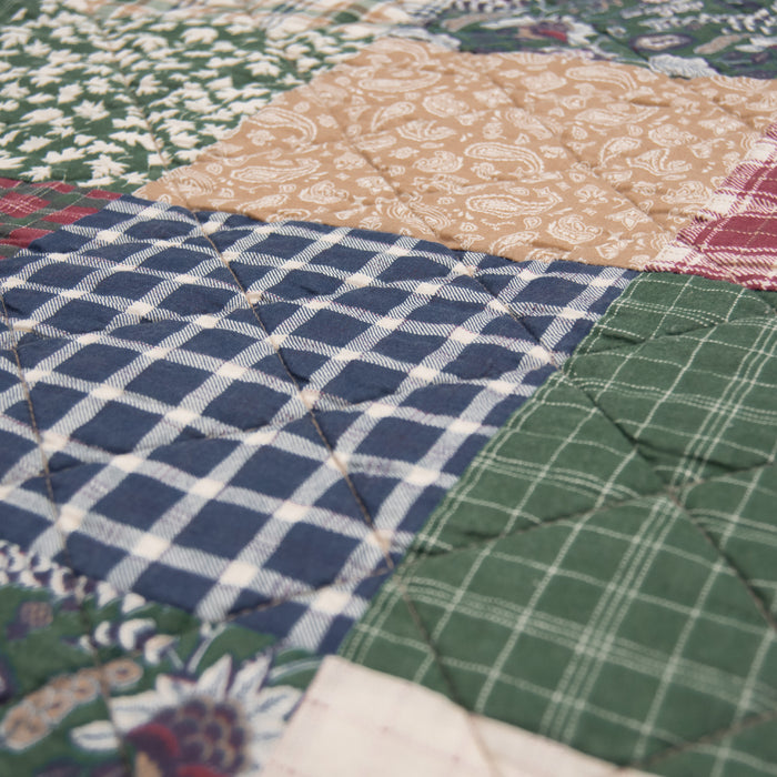 Patterned-Continental-Divide-Quilt-Set-The-Cabin-Shack-5