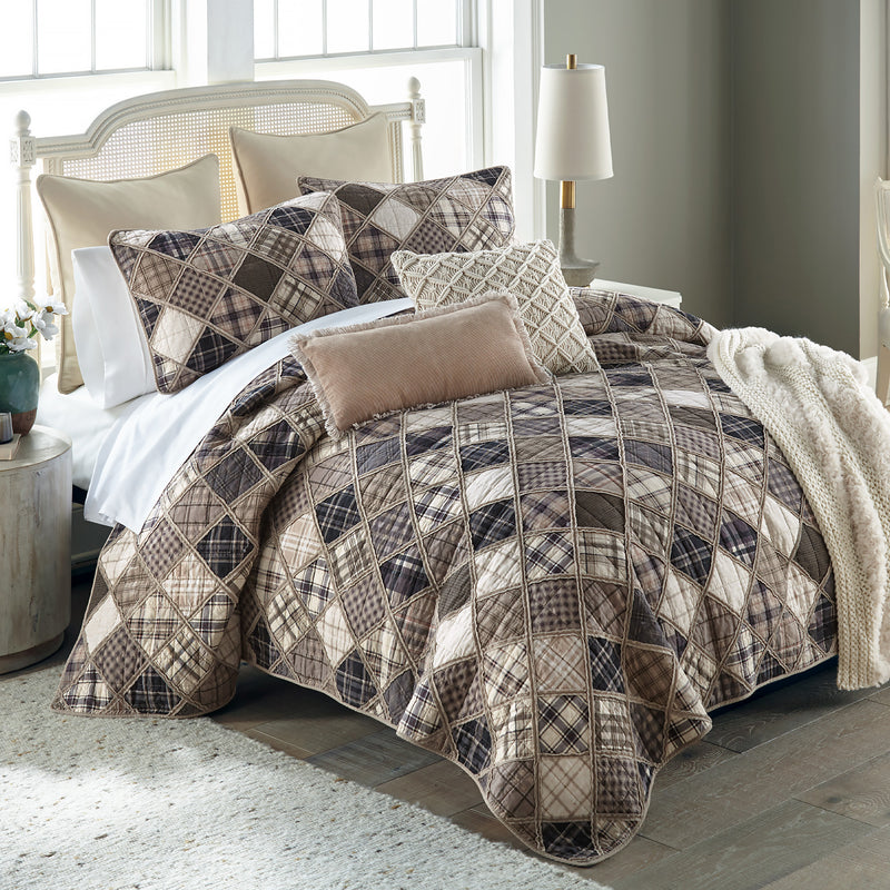Patterned-Plaid-Mount-Ida-Quilt-Set-Quilt-Set-The-Cabin-Shack-3