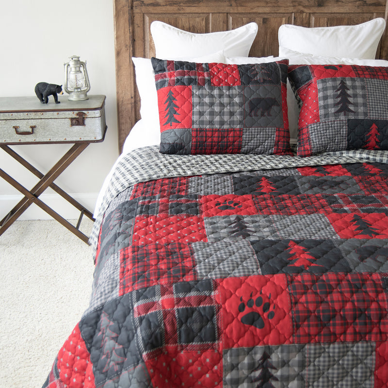 Red-Wooded-Cabin-Bear-Trail-Reversible-Quilt-Set-The-Cabin-Shack-1