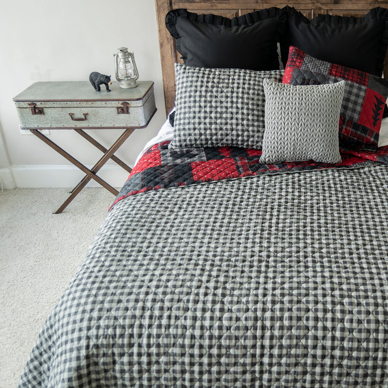 Red-Wooded-Cabin-Bear-Trail-Reversible-Quilt-Set-The-Cabin-Shack-2