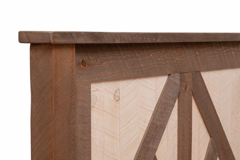 Barn door X-brace detail of the Cuerno Verde Pine Cottage Headboard
