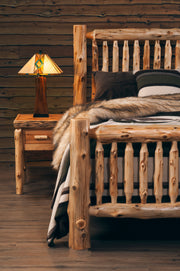 northwood-log-spindle-bed-cedar-spindle-detail.jpg