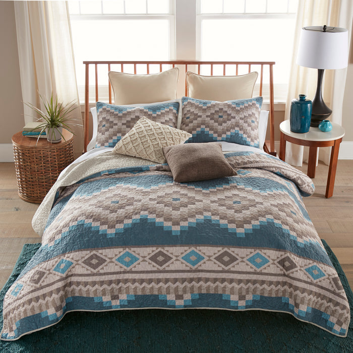 Blue Diamond Heritage Pattern Comforter Set | The Cabin Shack
