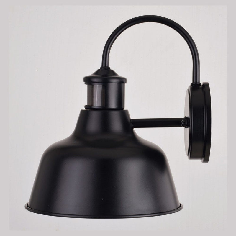 Spruce Ridge Outdoor Motion Sensor Wall Light | The Cabin Shack 1